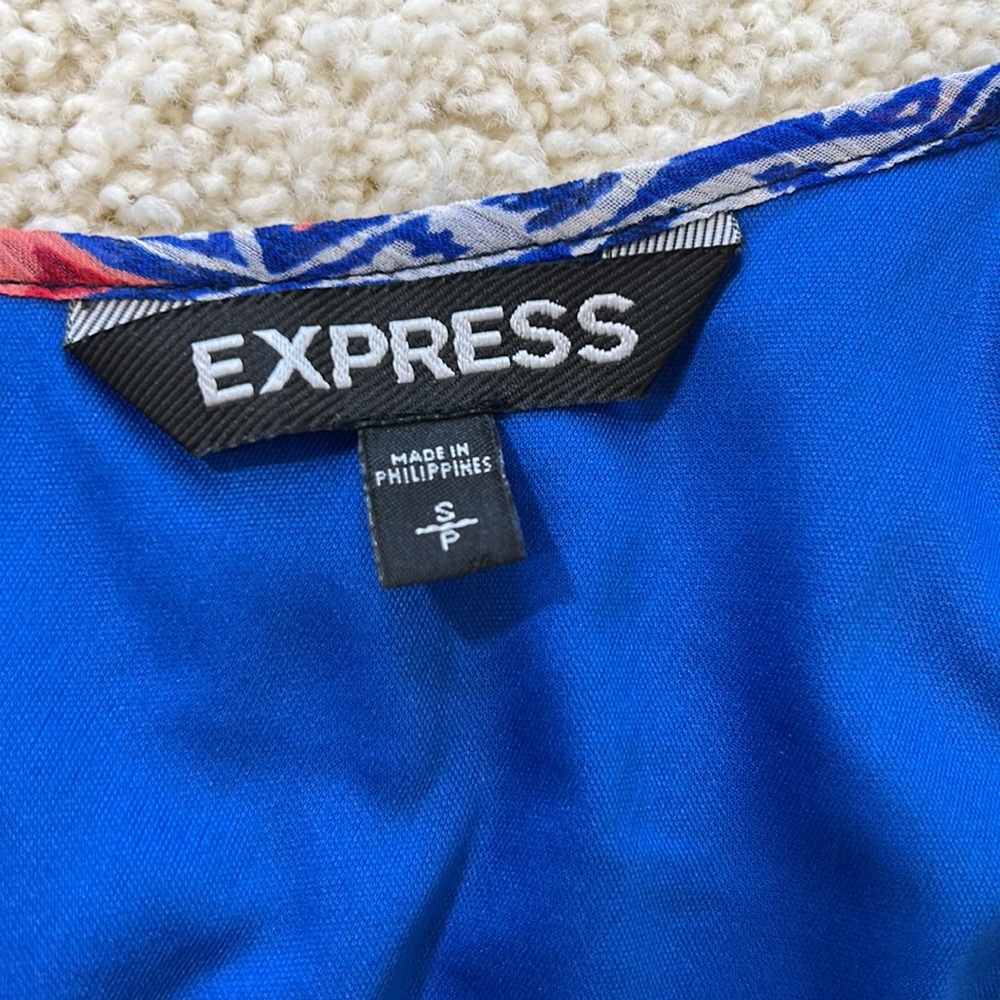 Express Top Size Small - Picture 7 of 12